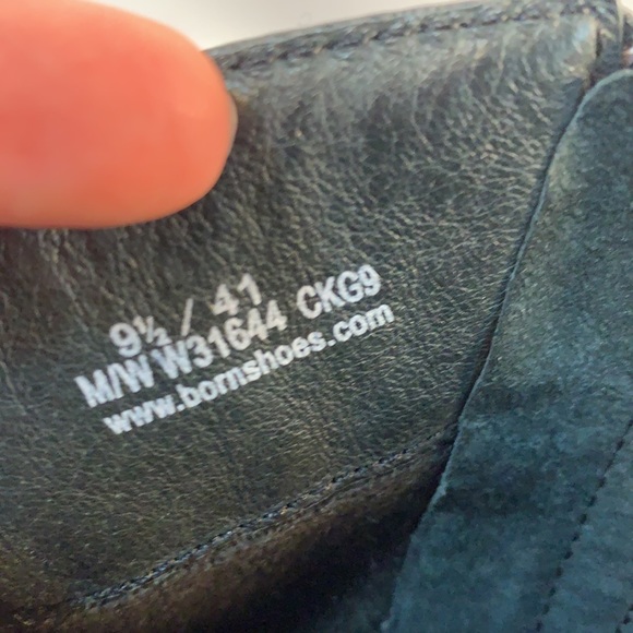 Born mid height leather heeled boots size 9 1/2 - Picture 7 of 9